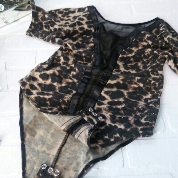 Cheetah & Sheer Top - Picture 2 of 4